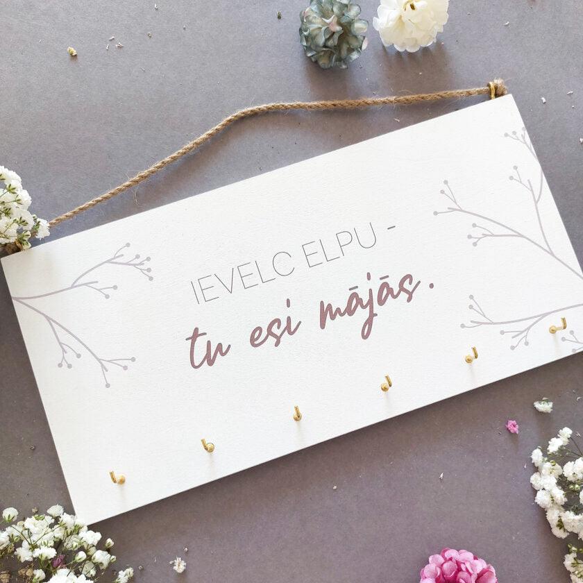 Atslēgu dekors "Ievelc elpu" Atslēgu dekors "Ievelc elpu"