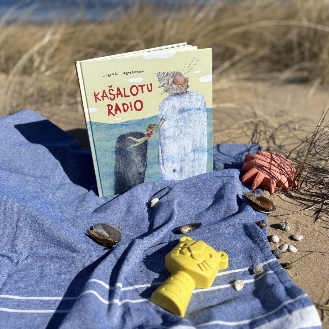 Grāmata "Kašalotu radio" Grāmata "Kašalotu radio"