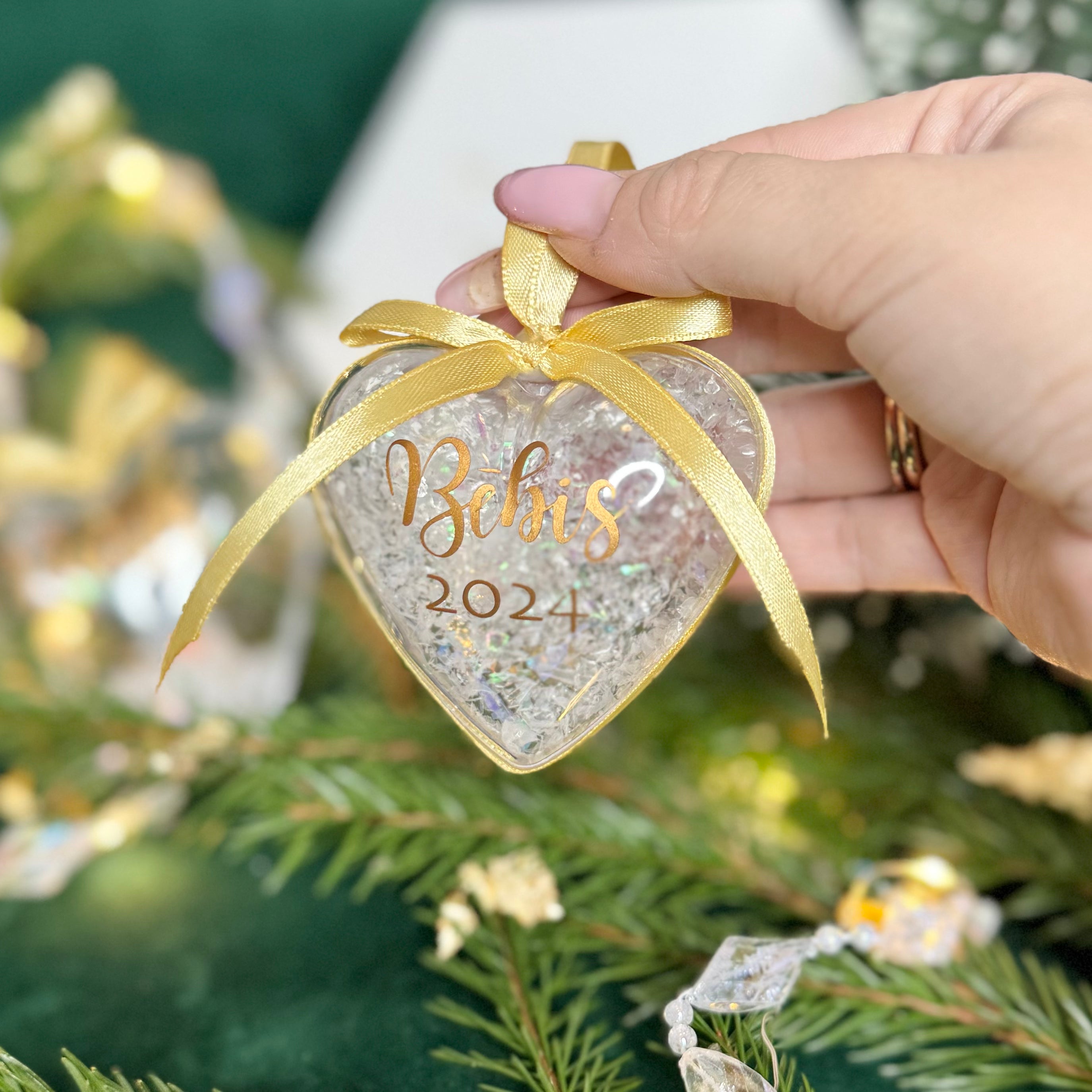 Personalizēta eglīšu bumba ar vārdu vai logo Personalizēta eglīšu bumba ar vārdu vai logo