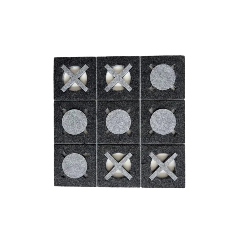 Tic Tac Toe spēle Tic Tac Toe spēle