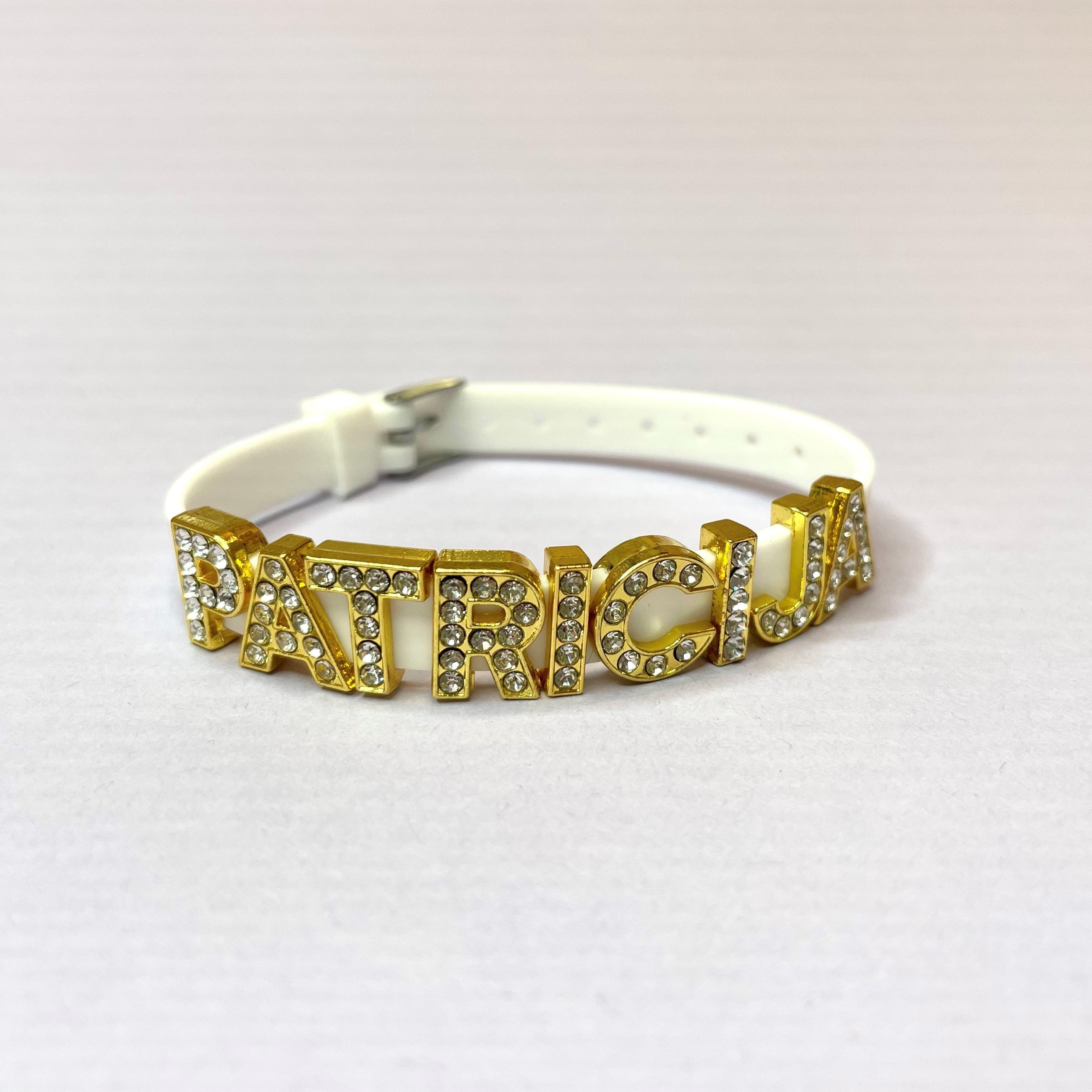Personalizēta rokassprādze ar Jūsu izvēlētu vārdiņu Personalizēta rokassprādze ar Jūsu izvēlētu vārdiņu