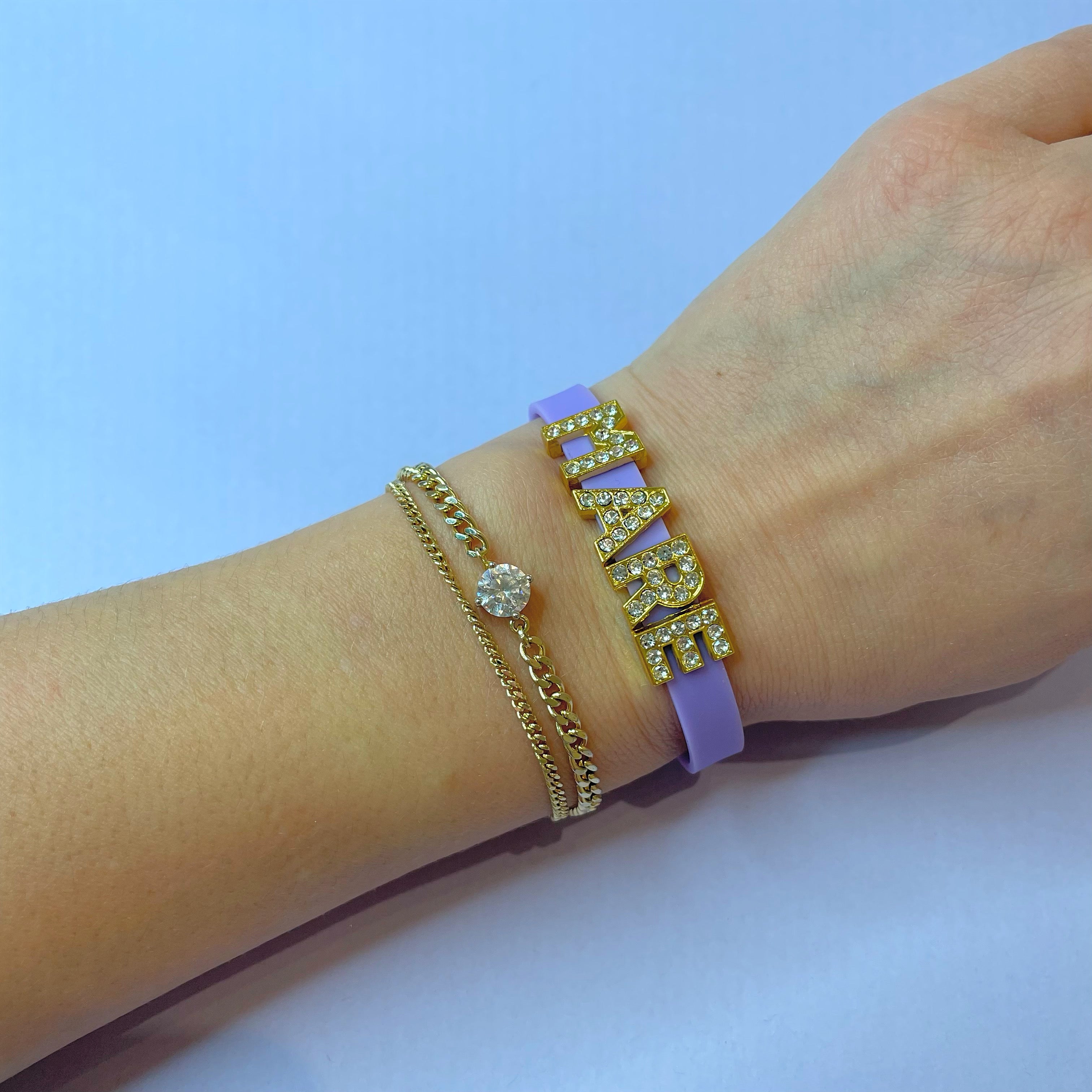 Personalizēta rokassprādze ar Jūsu izvēlētu vārdiņu Personalizēta rokassprādze ar Jūsu izvēlētu vārdiņu